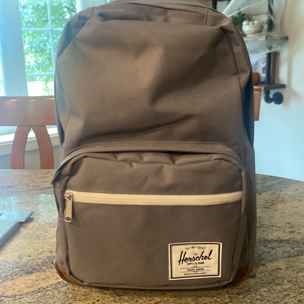 Herschel Gray backpack 🎒